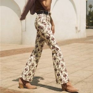 Anthropologie- Pilcro- High-Rise Bootcut, Size 32, Lt Wt Corduroy w/Print
